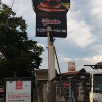 Painel Alum�nio composto e ilumina��o com  Holofotes 